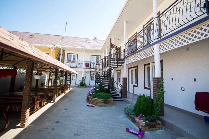 Отель «Аквамарин»