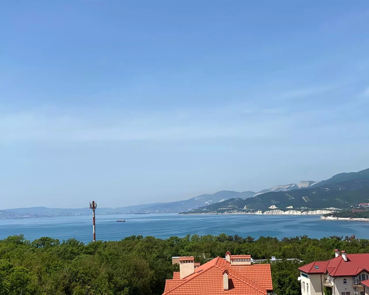 . Дом в Кедровой роще. Кабардинка