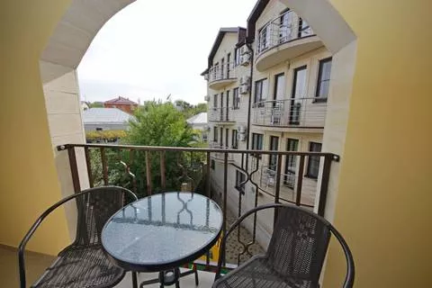 2-х комнатный 4-х местный «Люкс» с кухней. Гостевой дом Rovados. Витязево