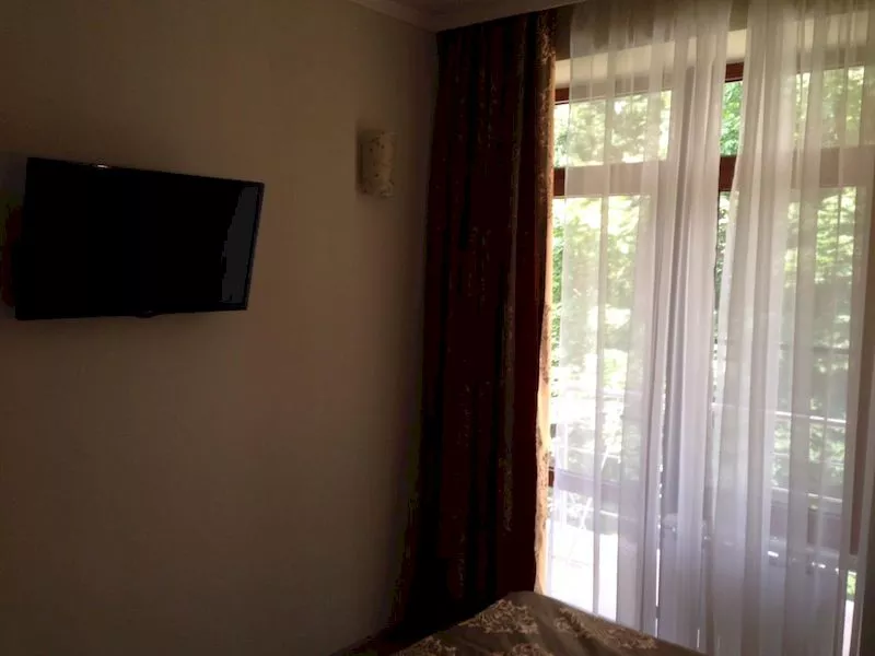 2-х местный номер Стандарт с балконом. Гостевой дом "Номер 5". Архипо-Осиповка