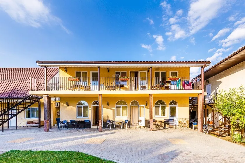 . База отдыха "Тюльпан". Витязево