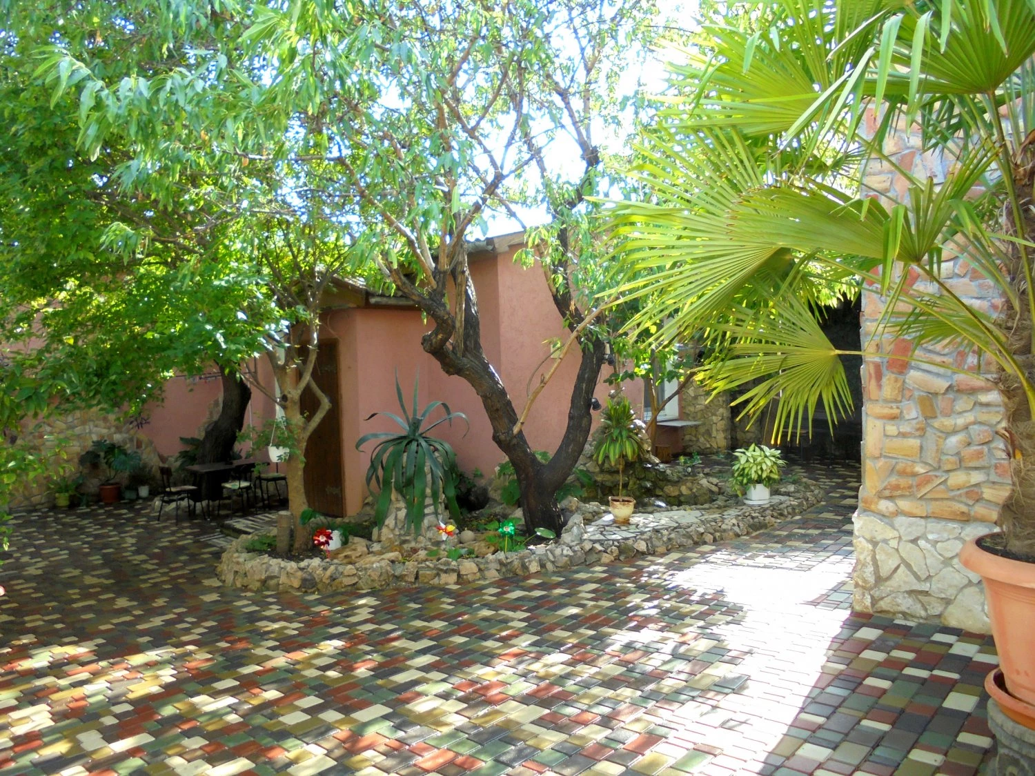 . Дом под ключ  Уютный домик с террасой на 2-5 человек.. Феодосия