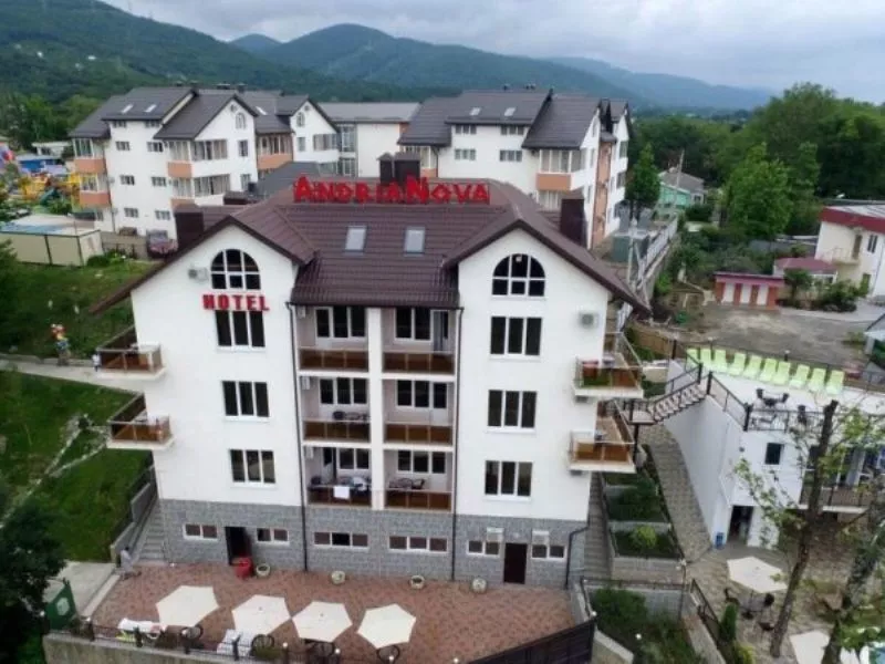 Отель "AndriaNova"
