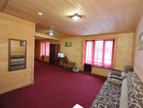 Студия 1. Новый корпус. Гостиничный комплекс «Таулу». Домбай-гостиницы