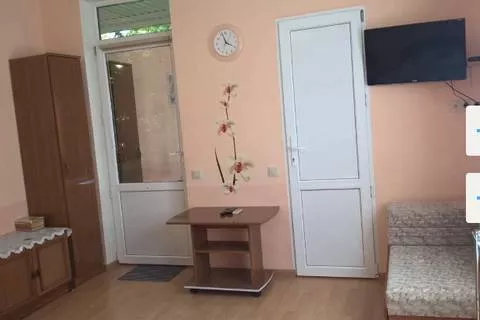 4-х местный номер Стандарт. Гостевой дом «Зелёный дворик». Архипо-Осиповка