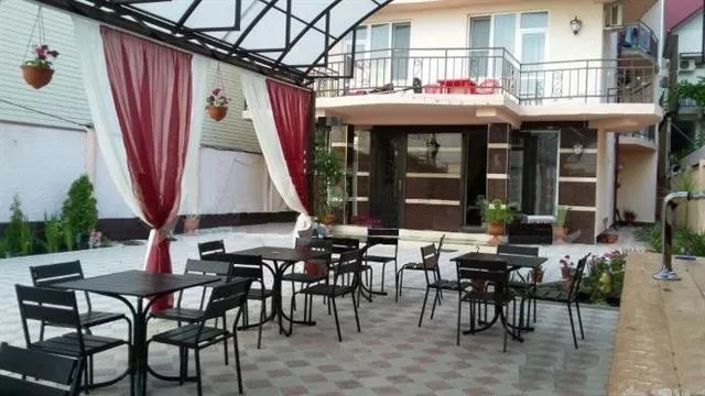 . Отель "Эльбрус" . Адлер