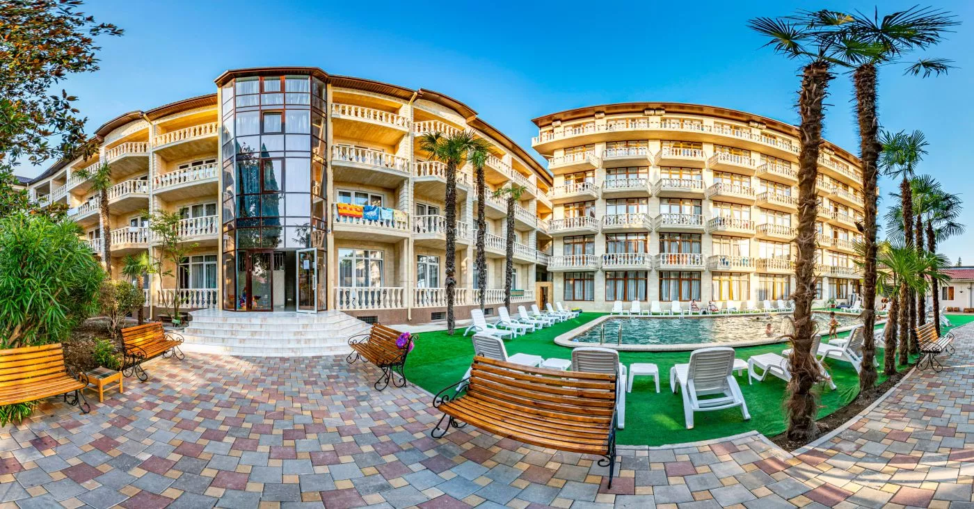 . Отель "Оскар" ★★★★  . Лазаревское