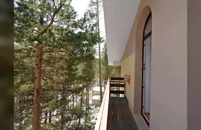 «Люкс» с камином (2-х уровневый). Отель «Поворот». Эльбрус - гостиницы