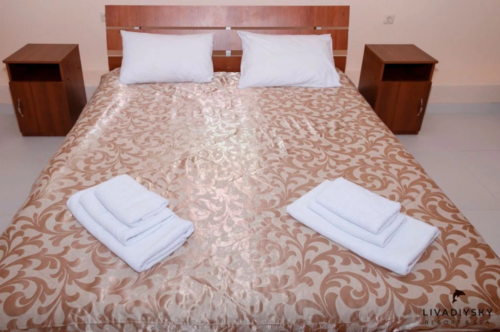 Комфорт 1-й этаж. Арт-отель «Азор». Ливадия