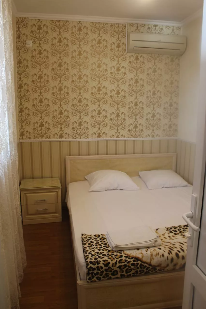 . Гостевой дом Золотая бухта. Адлер