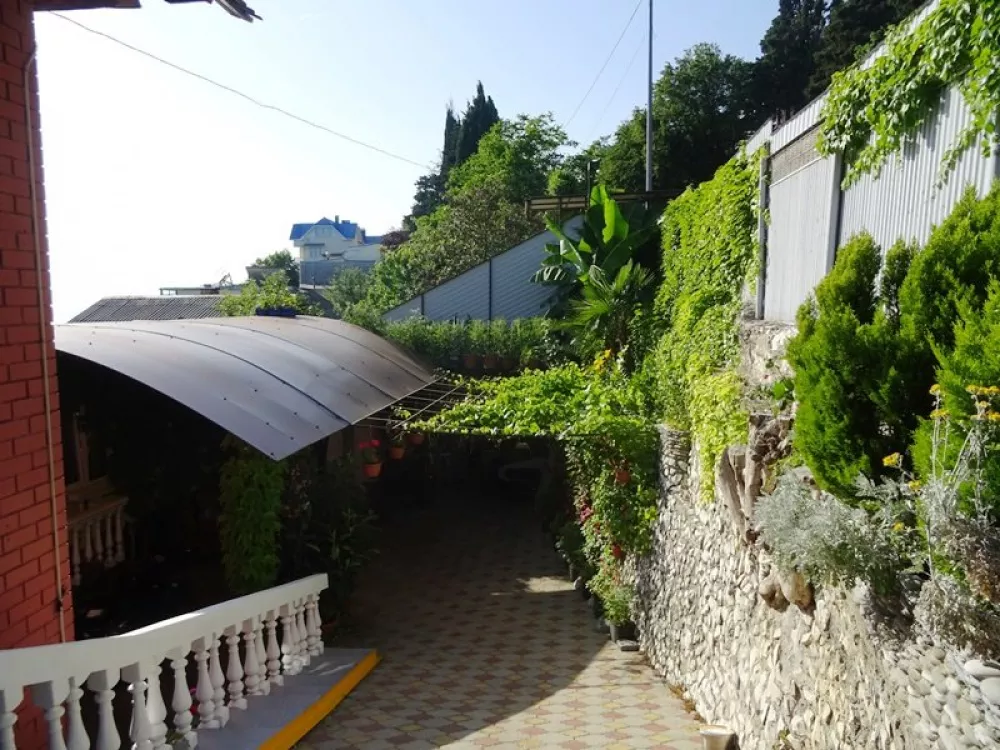 . Частный сектор "У Евгения и Натальи". Лазаревское