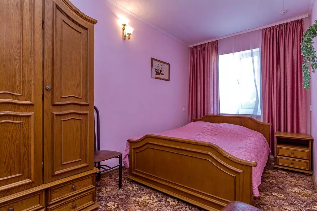 4-х мест., 3-х комнатный с кухней. Гостиница Приазовочка. Ейск