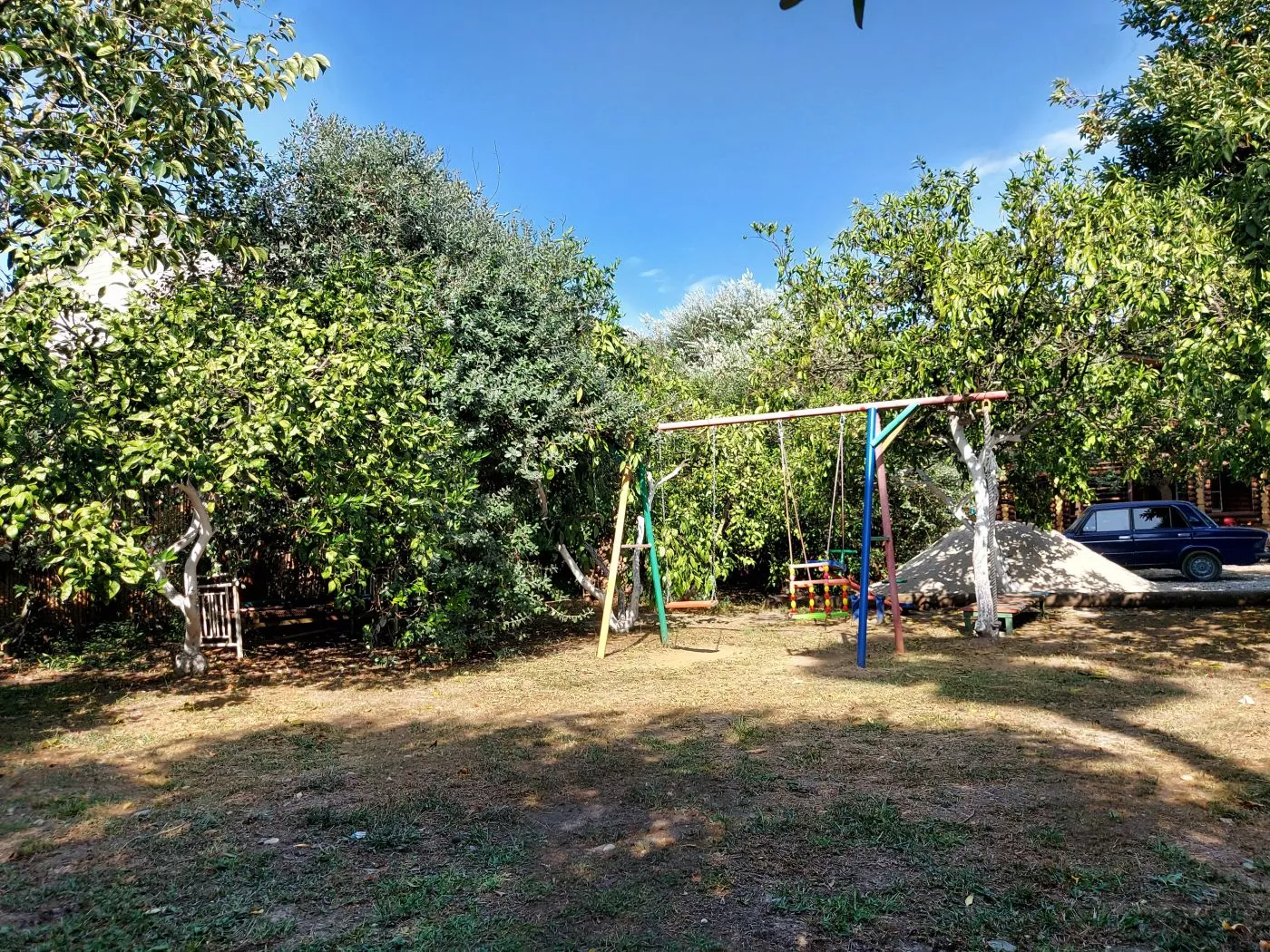 . Гостевой дом КАМЕЛИЯ. Пицунда