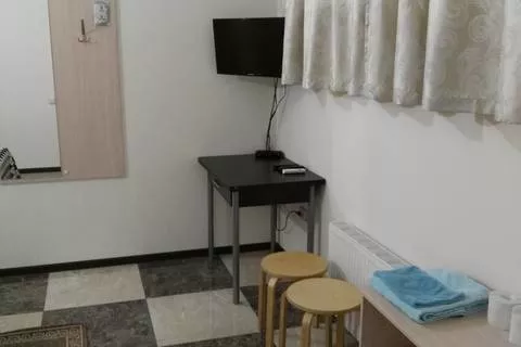 2−х местный номер (цокольный этаж). Гостевой дом "Лазаревское". Лазаревское 2−х местный номер (цокольный этаж). Гостевой дом "Лазаревское". Лазаревское