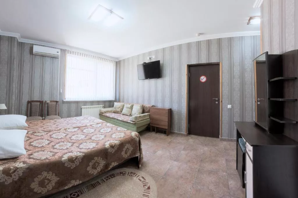 . Гостиница "Ванатур". Адлер . Гостиница "Ванатур". Адлер