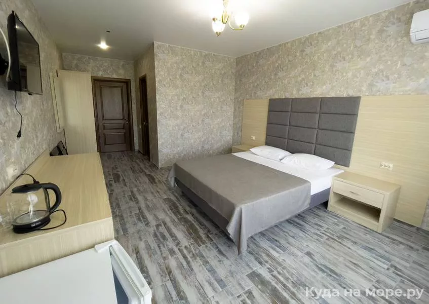 . Отель «Марсель». Новомихайловский