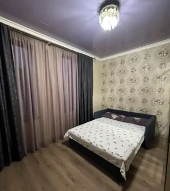 . Двухэтажный дом Сухум. Сухум