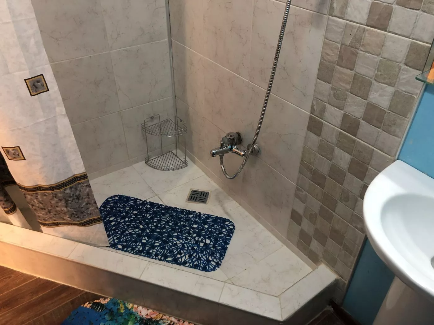 . Дом под ключ Трёхкомнатный  со своей беседкой. Лазаревское