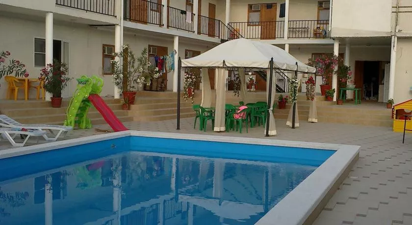 . Гостиница "Солнечный Рай". Кабардинка