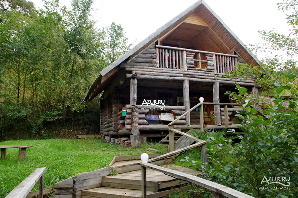 . База отдыха "Алексеевка". Лазаревское