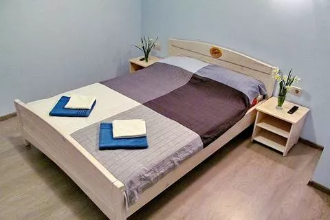 Апартаменты с душем (Двухместный эконом без окна). Эллинг «Берег». Алупка Апартаменты с душем (Двухместный эконом без окна). Эллинг «Берег». Алупка