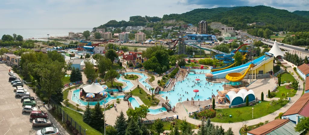 Аквапарк «Дельфин». Фото взято с сайта аквапарка: http://www.akvapark-nebug.ru/
