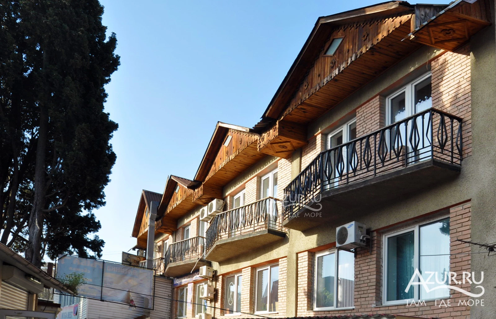 . Гостиница Владимир. Ялта