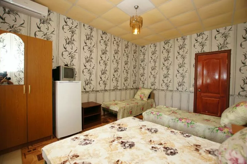 . Гостевой дом "Алина" в Джубге       . Джубга