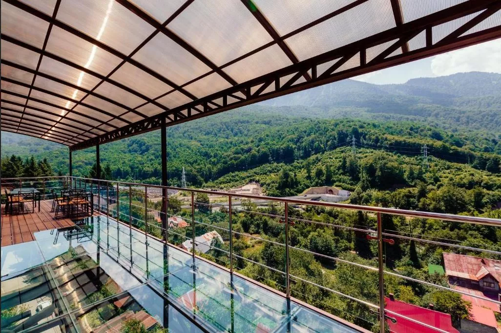 . Отель Отель Bridge Mountain Красная Поляна. Красная Поляна