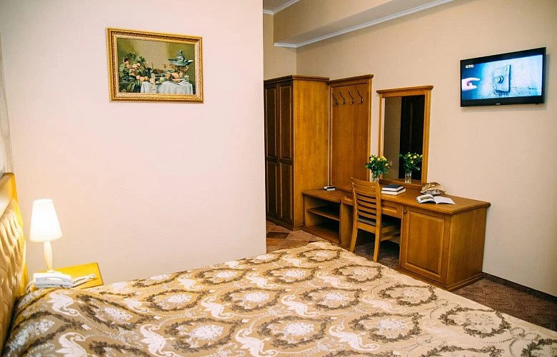 Улучшенный двухместный номер. Отель «Простые вещи». Симферополь