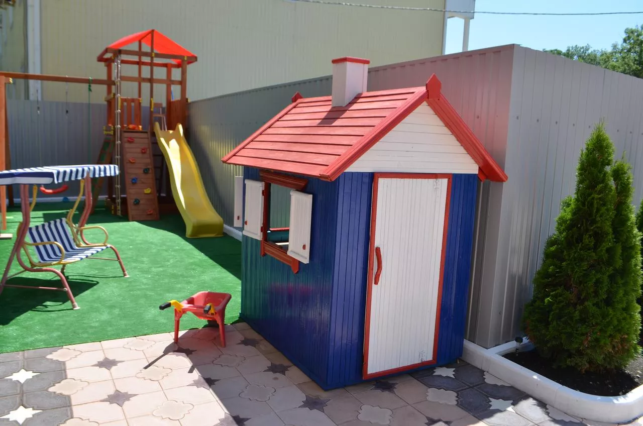 . Гостиница "Звезда". Лермонтово