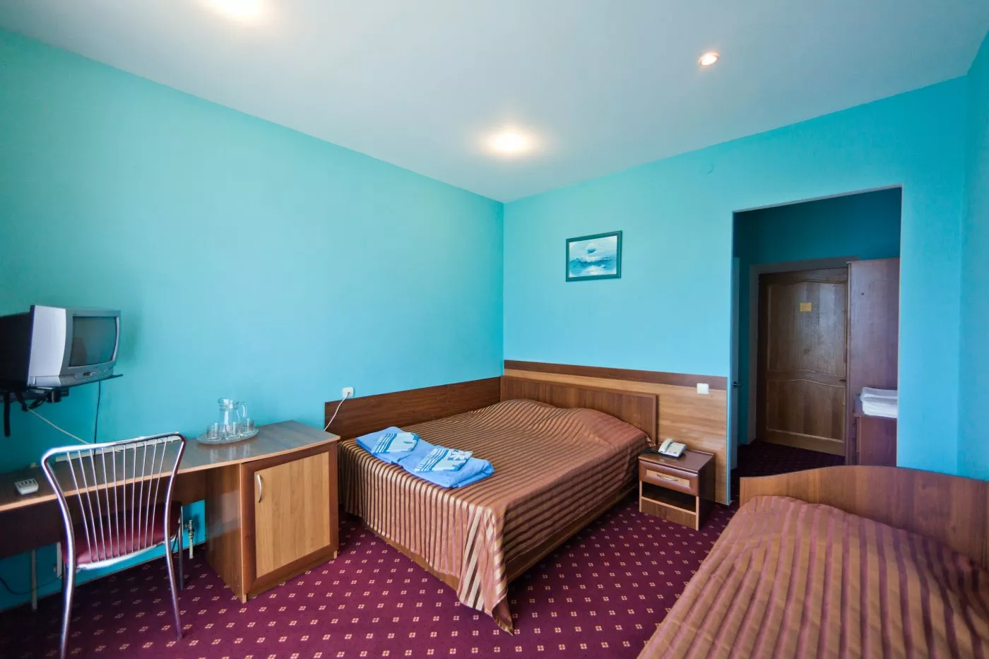 . Отель Водноспортивный клуб-отель "Торнадо". Ейск