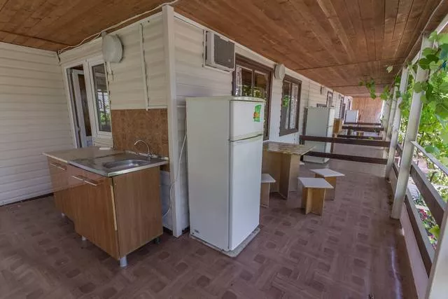 . Гостевой дом «На Мира 42». Криница