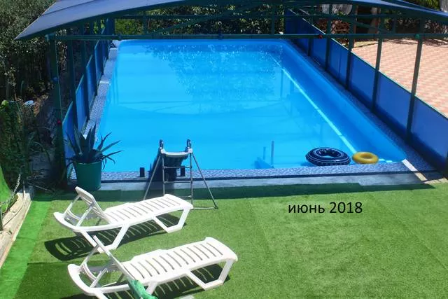 . Гостиница "Верона". Вардане