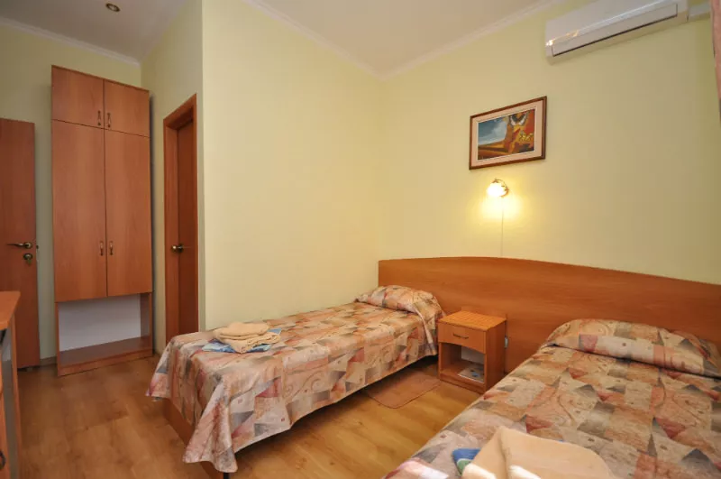 Номер двухместный стандартный. Гостевой дом "Арго". Севастополь