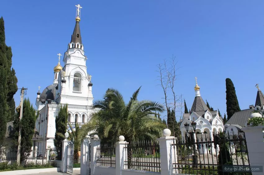 Фото Собора Архангела Михаила взято с сайта:http://sobormihail.cerkov.ru/