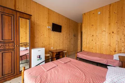 3-х местный номер Комфорт. Гостевой дом «Mari». Джубга