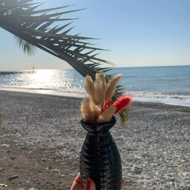 . Отель КАВКАЗ. Гостиницы и отели Лазаревского