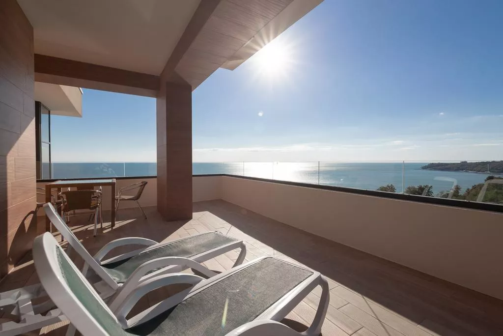 . Гостевой комплекс «Lavicon Hotel Collection». Небуг