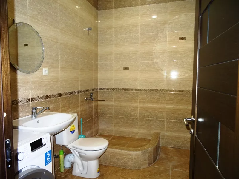 Квартира-студия. Квартира в многоквартирном доме "В центре" квартира-студия. Адлер