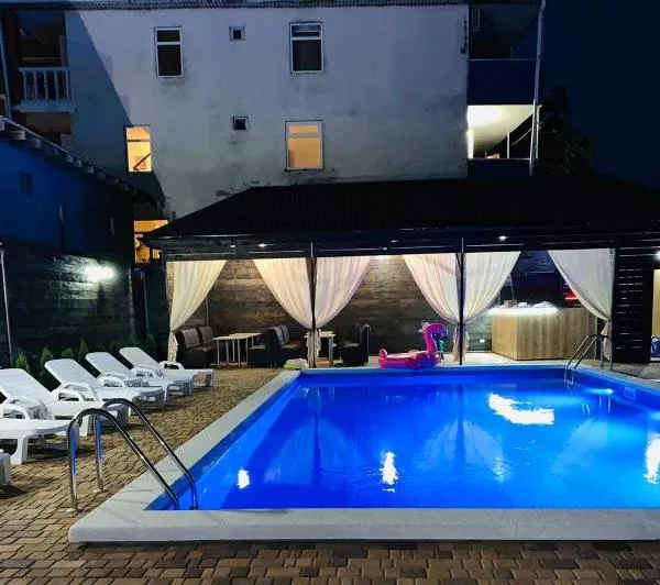 . Частный сектор "Нелли" . Джубга