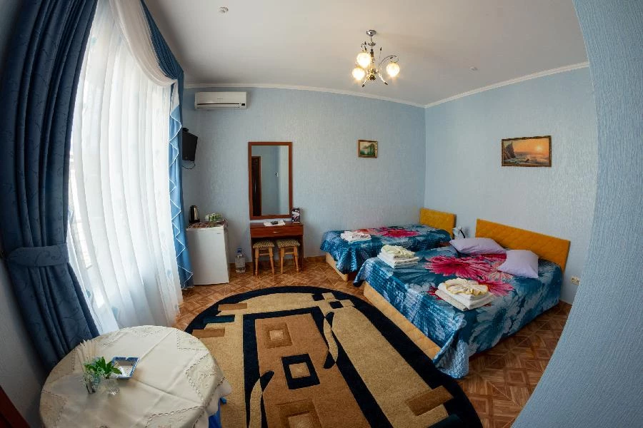 3-х местный стандарт. Отель Коттедж № 32 Чудесный. Симферополь