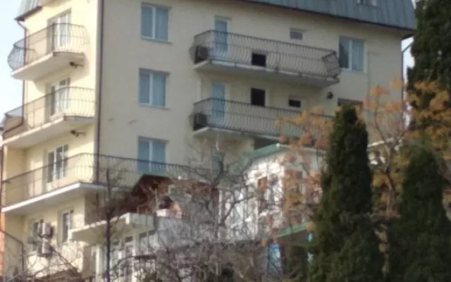 . Гостевой дом Yalta Voyage. Ялта