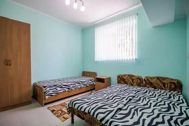 Эконом 3 -местный. Гостевой дом Теремок - Головинка. Головинка