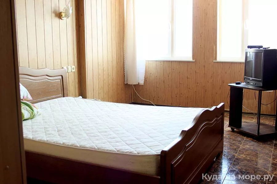 . Эллинг ЮБК «Чайка». Алупка