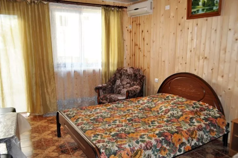 Семейный 2х комнатный. Гостевой дом "У Роберта". Лоо Семейный 2х комнатный. Гостевой дом "У Роберта". Лоо