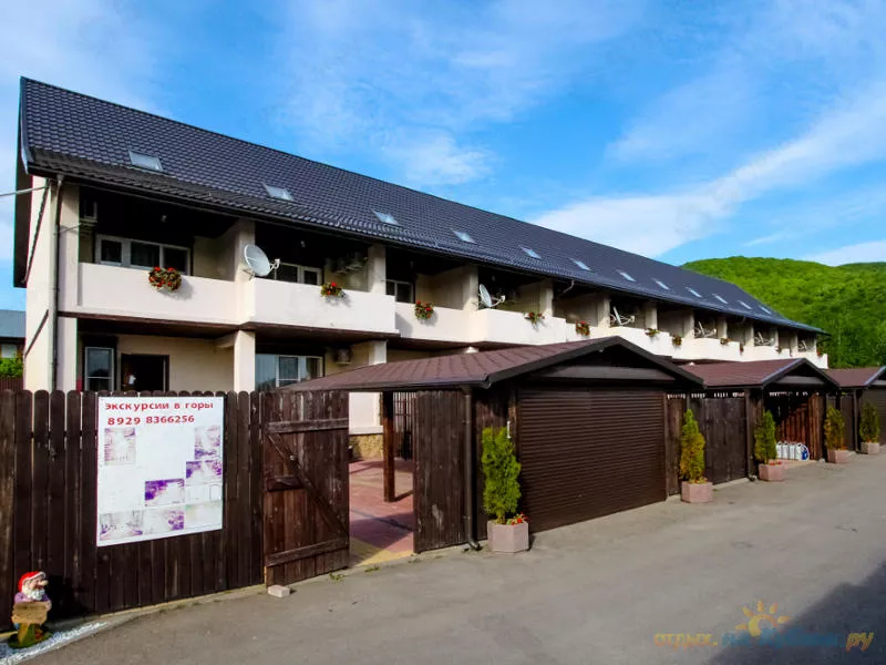 . Гостевой дом "Вилла Welcome" . Криница