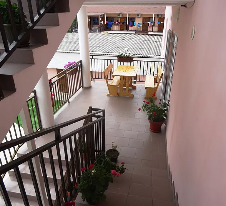 . Гостевой дом Астория. Якорная Щель