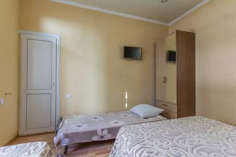 3-х местный люкс. Гостевой дом Крокус. Лазаревское