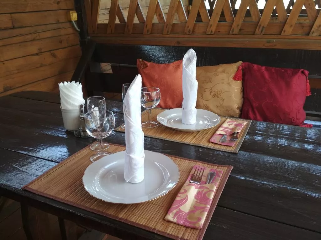 . Гостинично-ресторанный комплекс «Golden hills». Лермонтово